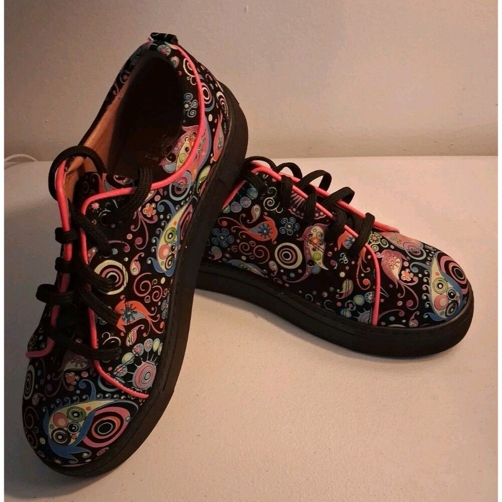 Embassy London Sneakers Paisley